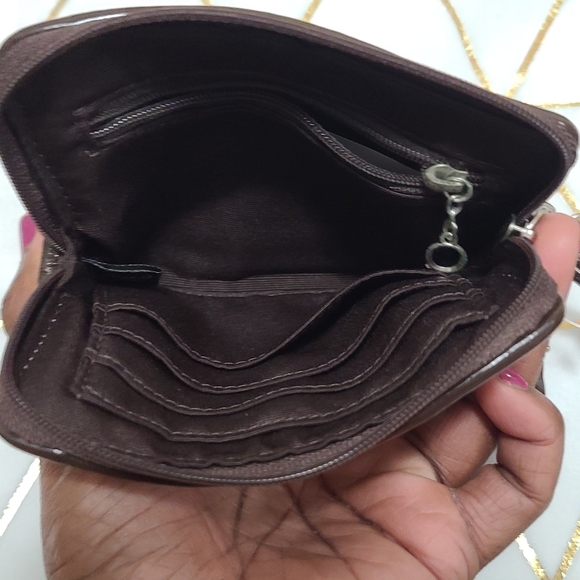 Coach ~ Cutie Wristlet - Picture 3 of 4